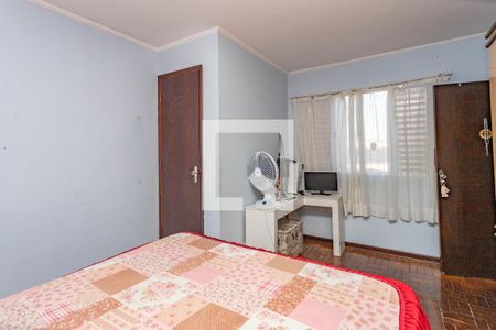 Casa à venda com 194m², 3 quartos e 2 vagas Casa à venda com 194m², 3 quartos e 2 vagasQuarto 1 - suíte