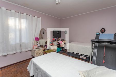 Casa à venda com 194m², 3 quartos e 2 vagas Casa à venda com 194m², 3 quartos e 2 vagasQuarto 3