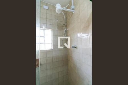 Casa à venda com 200m², 2 quartos e 2 vagas Casa à venda com 200m², 2 quartos e 2 vagasBanheiro - Casa 02