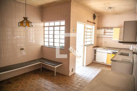 Casa para alugar com 199m², 4 quartos e sem vagaCozinha