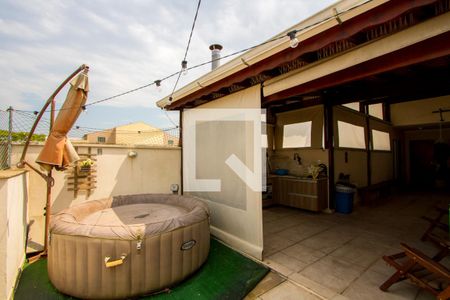 Apartamento à venda com 140m², 2 quartos e 2 vagasCobertura