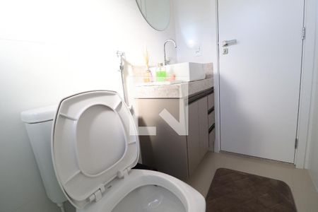 Apartamento para alugar com 64m², 2 quartos e 2 vagasBanheiro da Suíte