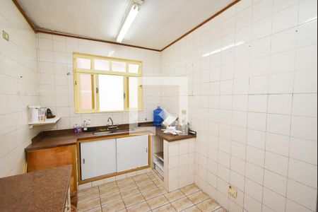 Casa à venda com 248m², 2 quartos e 3 vagasCozinha 