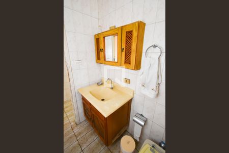 Casa à venda com 248m², 2 quartos e 3 vagasBanheiro Corredor