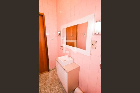 Casa à venda com 248m², 2 quartos e 3 vagasBanheiro da Suíte 