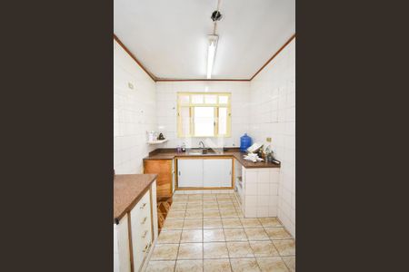 Casa à venda com 248m², 2 quartos e 3 vagasCozinha 