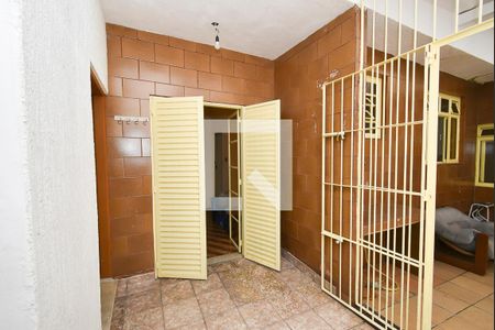 Casa à venda com 248m², 2 quartos e 3 vagasLavanderia 