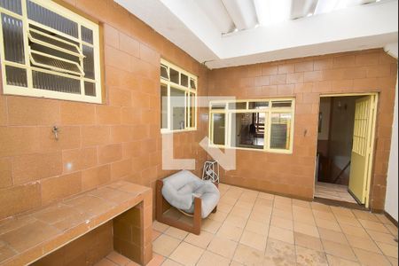 Casa à venda com 248m², 2 quartos e 3 vagasÁrea externa