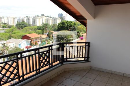 Casa à venda com 500m², 5 quartos e 2 vagasSacada da Sala 3