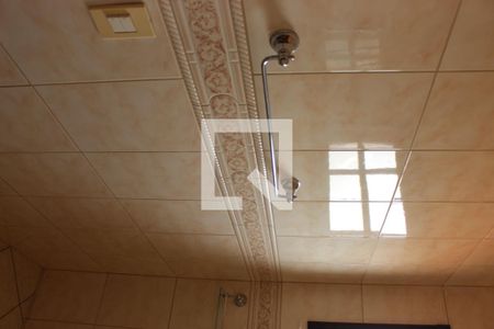 Casa à venda com 500m², 5 quartos e 2 vagasBanheiro da Suíte 1