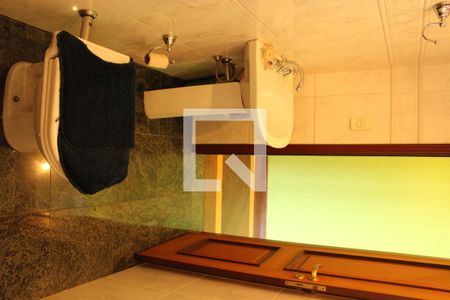 Casa à venda com 500m², 5 quartos e 2 vagasLavabo 1