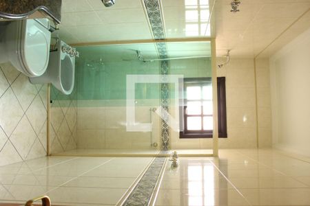 Casa à venda com 500m², 5 quartos e 2 vagasBanheiro da Suíte 2