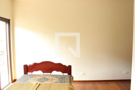 Casa à venda com 500m², 5 quartos e 2 vagasSuíte 2