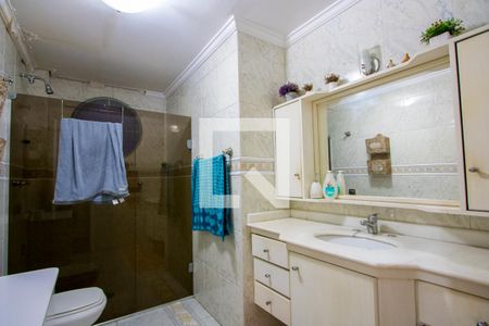 Apartamento à venda com 132m², 3 quartos e 2 vagasBanheiro social