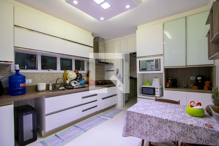 Apartamento à venda com 132m², 3 quartos e 2 vagasCozinha