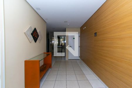 Apartamento à venda com 48m², 2 quartos e 1 vaga Apartamento à venda com 48m², 2 quartos e 1 vagaÁrea comum - Hall Social