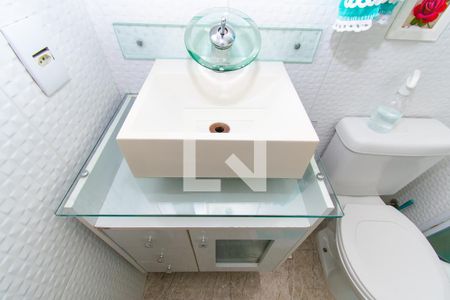 Apartamento à venda com 48m², 2 quartos e 1 vaga Apartamento à venda com 48m², 2 quartos e 1 vagaBanheiro