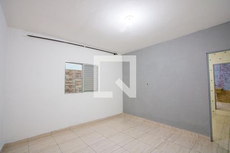 Quarto de casa para alugar com 1 quarto, 40m² em Parque Gerassi, Santo André