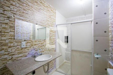 Banheiro/Área de serviço de casa para alugar com 1 quarto, 40m² em Parque Gerassi, Santo André