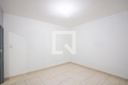 Quarto de casa para alugar com 1 quarto, 40m² em Parque Gerassi, Santo André
