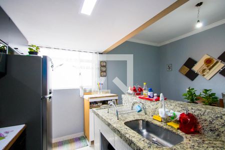 Casa à venda com 280m², 2 quartos e 2 vagasCozinha