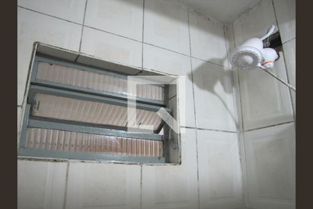 Casa à venda com 200m², 3 quartos e 3 vagasBanheiro Casa 2