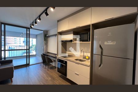 Sala de kitnet/studio para alugar com 1 quarto, 44m² em Paraíso, São Paulo
