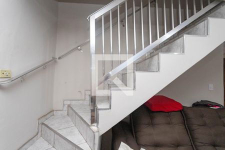 Escada de casa à venda com 2 quartos, 85m² em Conceição, Diadema