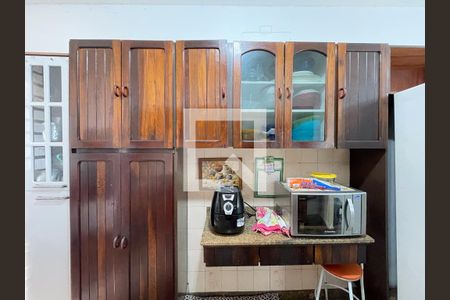 Casa à venda com 560m², 5 quartos e 6 vagas Casa à venda com 560m², 5 quartos e 6 vagasCozinha