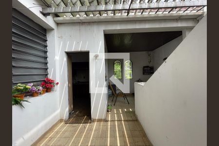 Casa à venda com 560m², 5 quartos e 6 vagas Casa à venda com 560m², 5 quartos e 6 vagasÁrea de Serviço