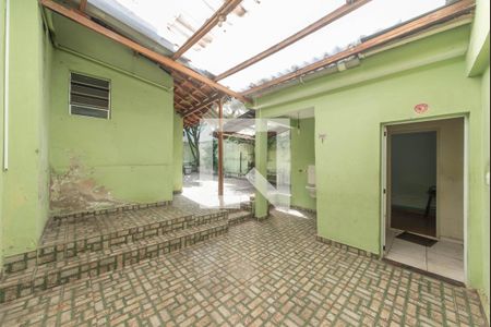 Casa à venda com 138m², 3 quartos e 2 vagas Casa à venda com 138m², 3 quartos e 2 vagasLavanderia