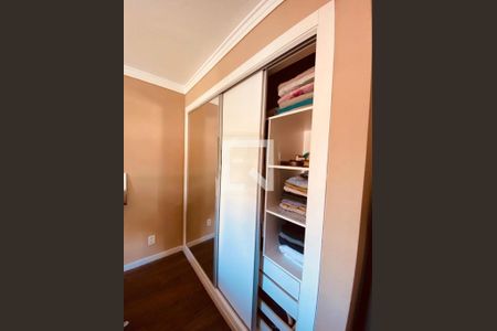 Apartamento à venda com 68m², 2 quartos e 1 vaga