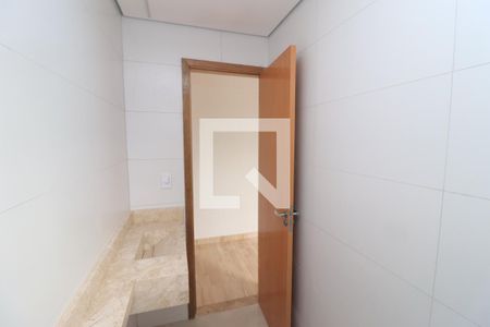 Casa de condomínio à venda com 210m², 3 quartos e 4 vagasBanheiro da Suíte