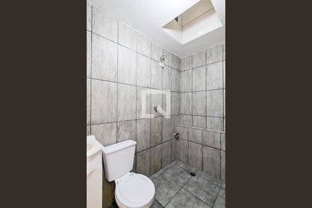 Banheiro de casa para alugar com 1 quarto, 38m² em Vila Planalto, São Bernardo do Campo