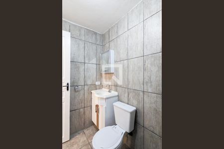 Banheiro de casa para alugar com 1 quarto, 38m² em Vila Planalto, São Bernardo do Campo