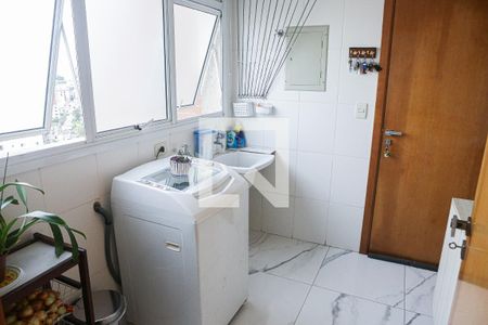 Apartamento à venda com 120m², 3 quartos e 3 vagas Apartamento à venda com 120m², 3 quartos e 3 vagasÁrea de Serviço