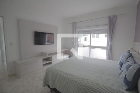 Casa de condomínio à venda com 230m², 3 quartos e 5 vagasSuíte