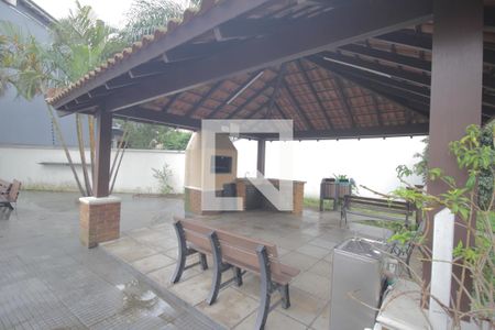 Casa de condomínio à venda com 230m², 3 quartos e 5 vagasÁrea comum - Churrasqueira