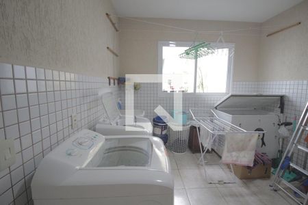 Casa de condomínio à venda com 230m², 3 quartos e 5 vagasLavanderia