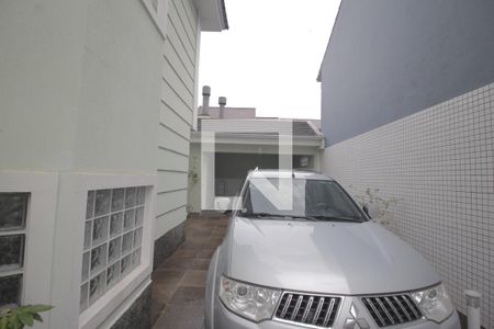 Casa de condomínio à venda com 230m², 3 quartos e 5 vagasGaragem