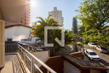 Casa à venda com 330m², 3 quartos e 3 vagasVaranda do quarto 1