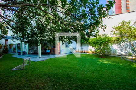 Casa à venda com 330m², 3 quartos e 3 vagasQuintal