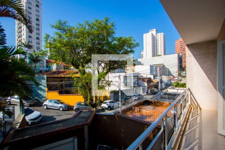 Casa à venda com 330m², 3 quartos e 3 vagasVaranda do quarto 1