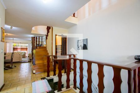 Casa à venda com 330m², 3 quartos e 3 vagasCorredor - Inferior