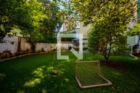 Casa à venda com 330m², 3 quartos e 3 vagasQuintal