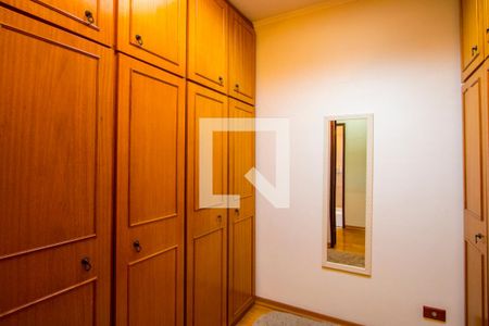 Casa à venda com 330m², 3 quartos e 3 vagasCloset do quarto 1