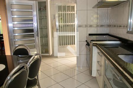 Casa à venda com 300m², 4 quartos e 3 vagasCozinha