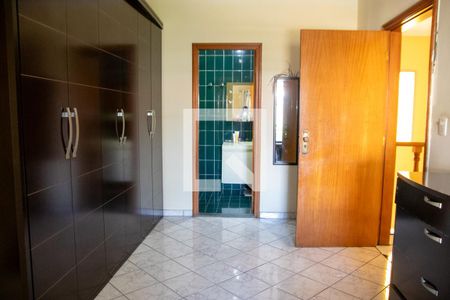 Casa à venda com 300m², 4 quartos e 3 vagasQuarto 1