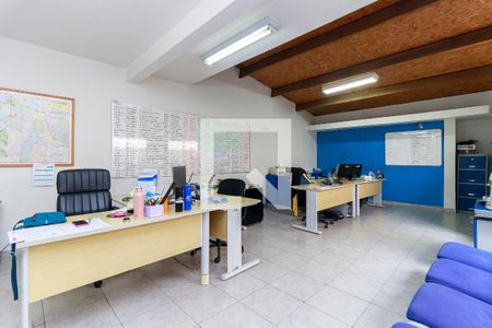 Casa à venda com 250m², 2 quartos e 3 vagasQuarto 2