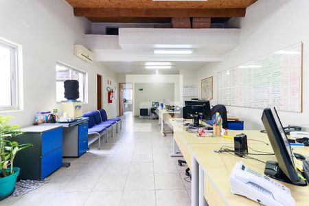 Casa à venda com 250m², 2 quartos e 3 vagasQuarto 2